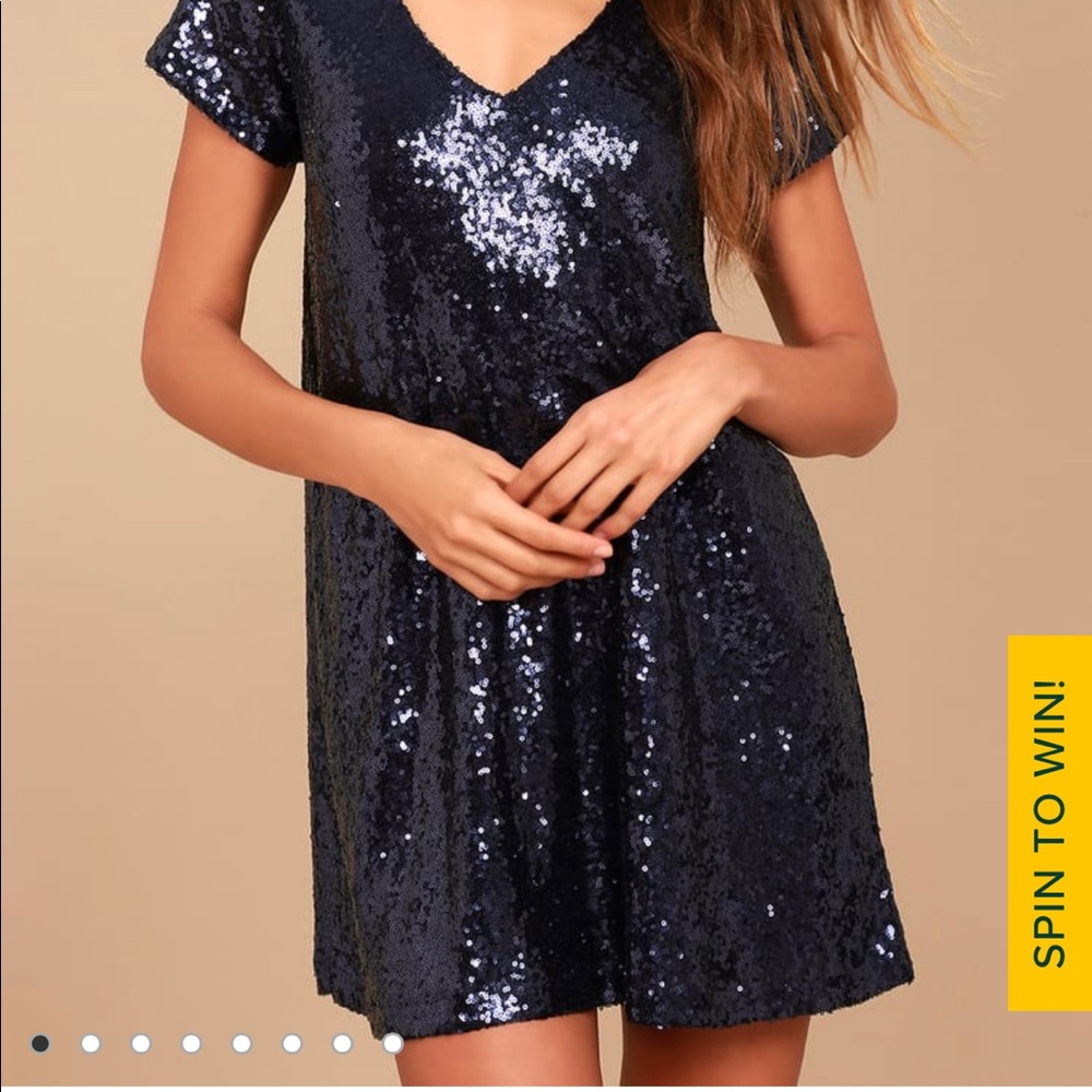 Lulus size small, navy cocktail dress!!